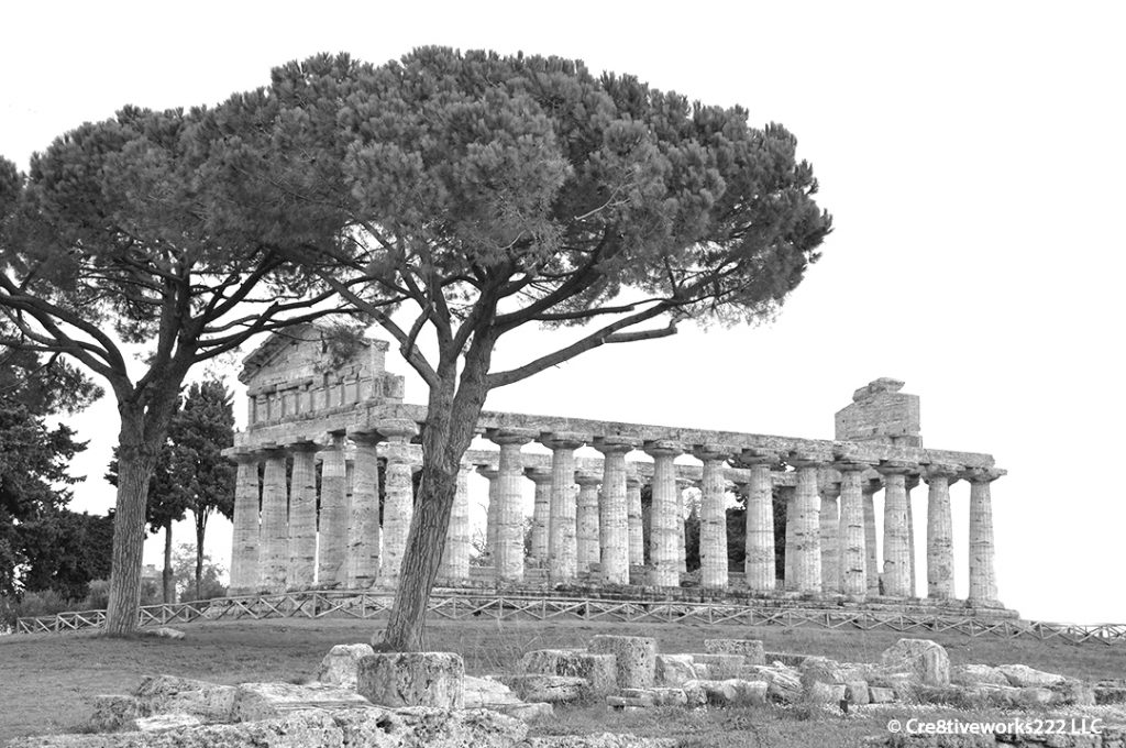paestum,-2,500-year-old-ruin-in-southern-Italy-temple-of-athena-image